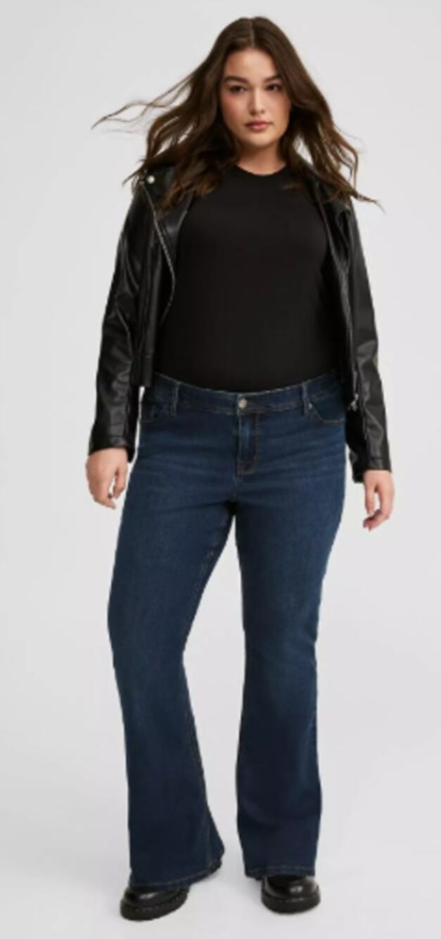 Torrid 26 Regular Dark Wash "Luxe Slim Bootcut" Super Stretch Denim Jeans